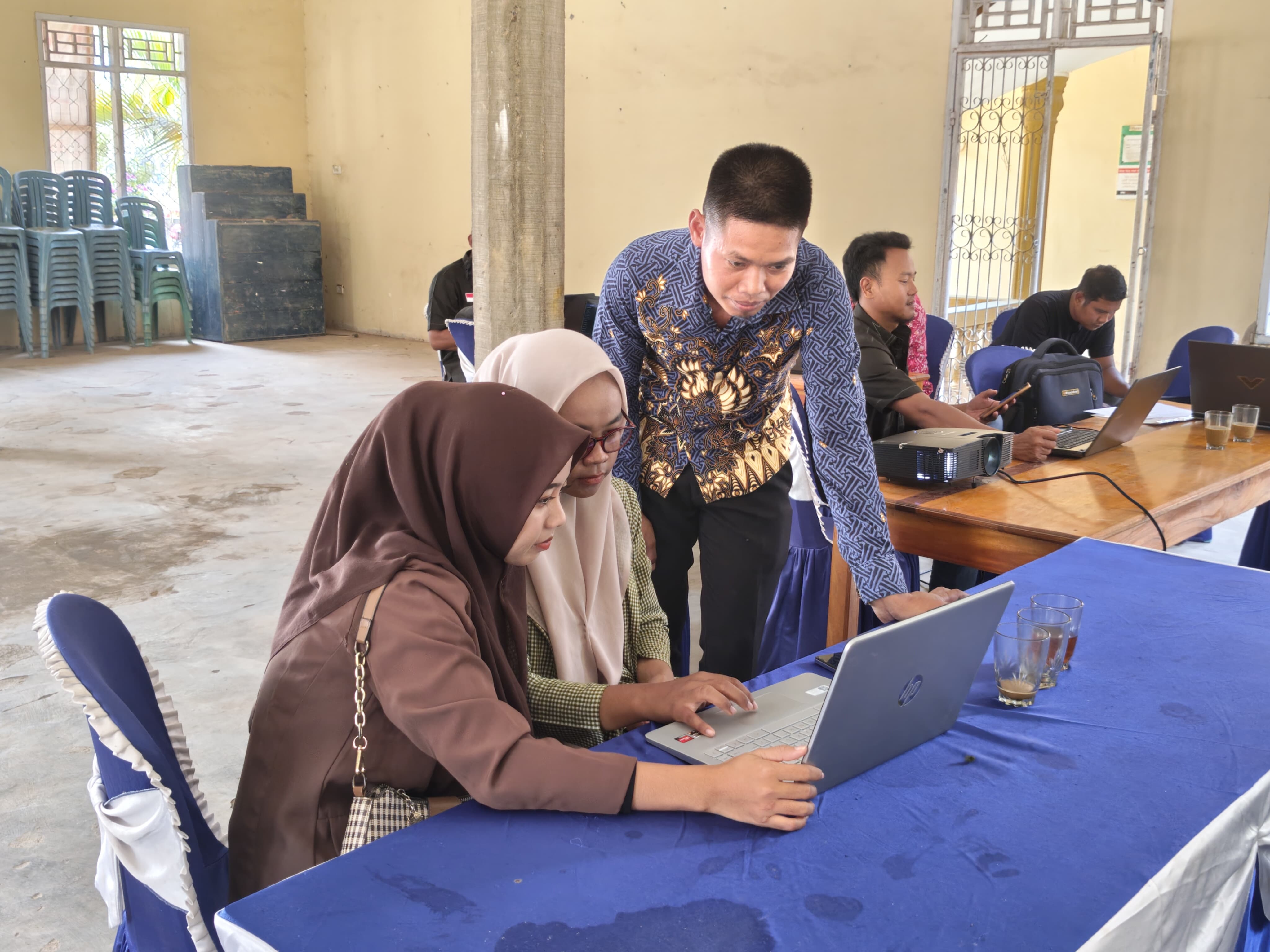 Pengabdian Masyarakat : Pelatihan Lapak Desa Berbasis OpenSID